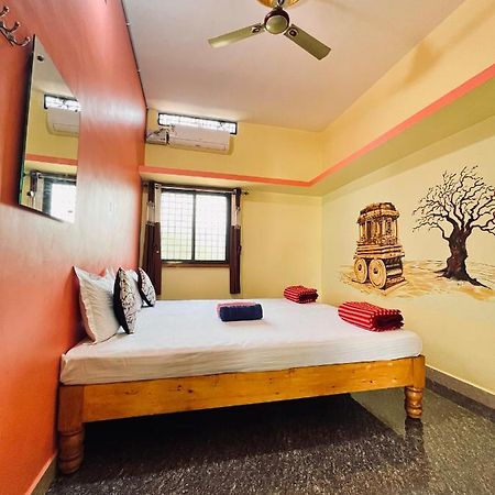Vaibhav Home Stay Hampi Luaran gambar