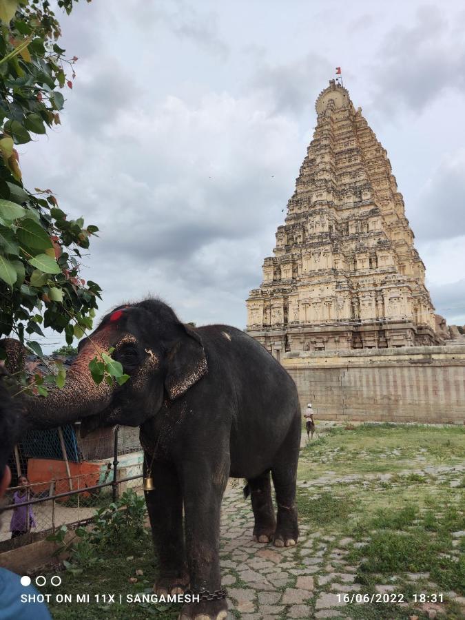 Vaibhav Home Stay Hampi Luaran gambar