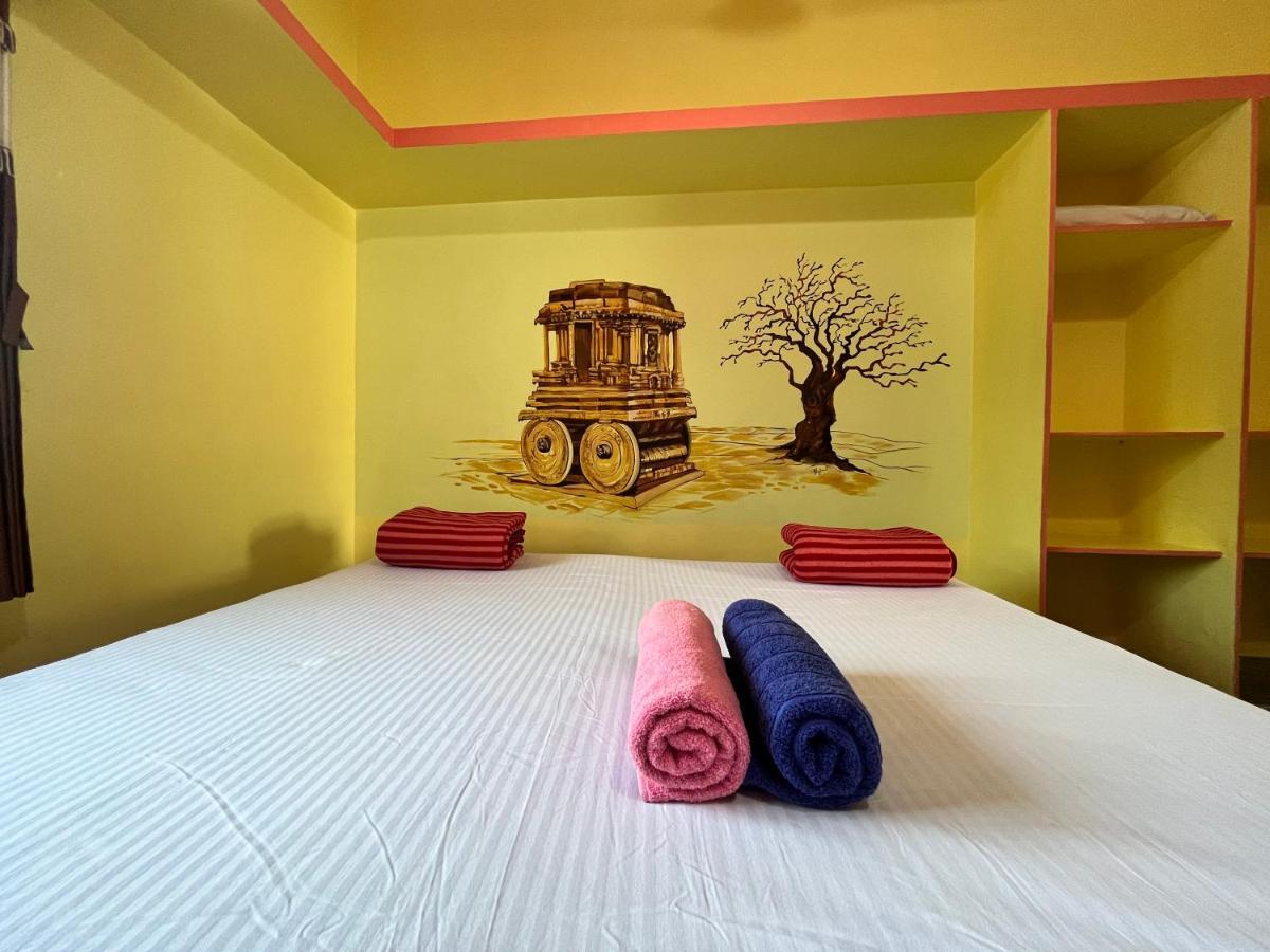 Vaibhav Home Stay Hampi Luaran gambar